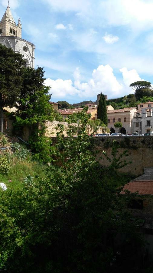 Al 32 B&B Massa Marittima Luaran gambar